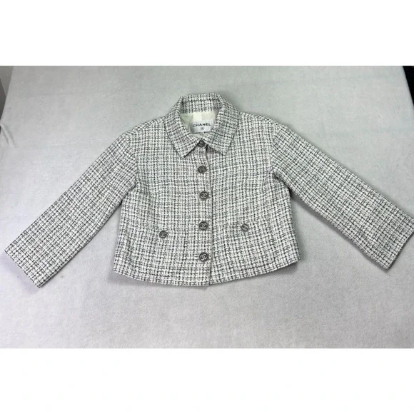 Chanel Tweed Jacket Women's 34 White & Blue Silk Blend Lining - Picture 2 of 15
